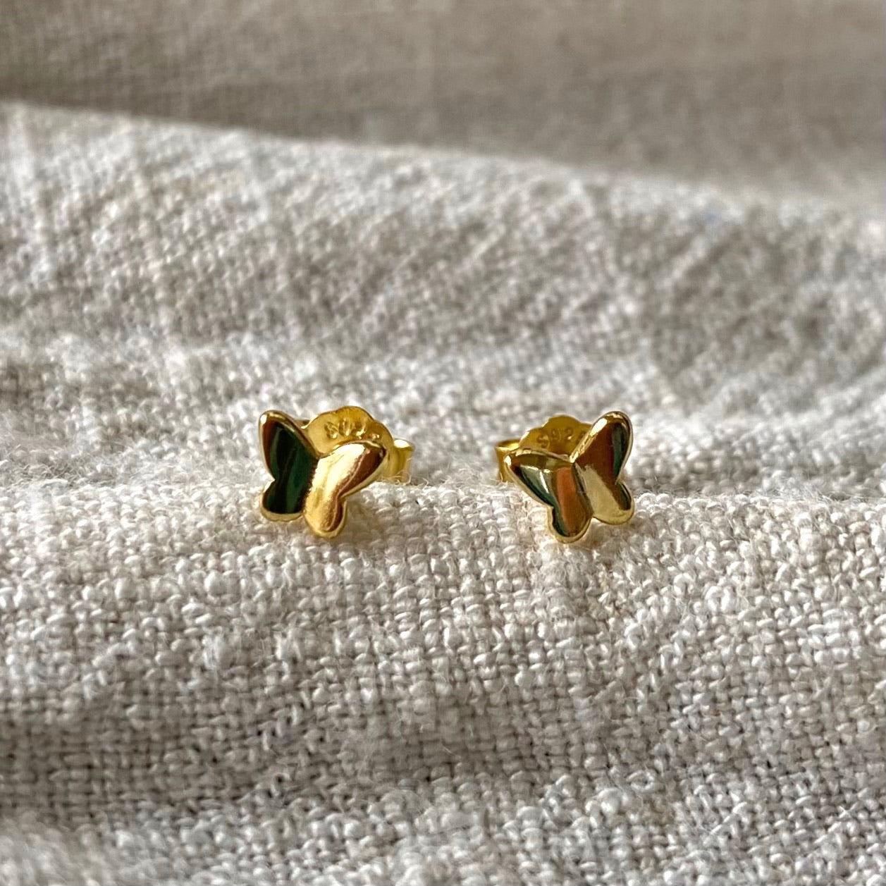 Flutter Stud Earrings
