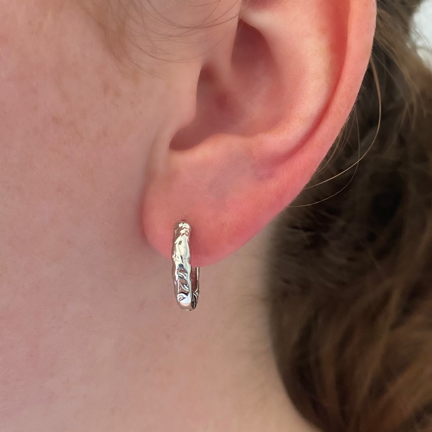 Zarah Hoop Earrings