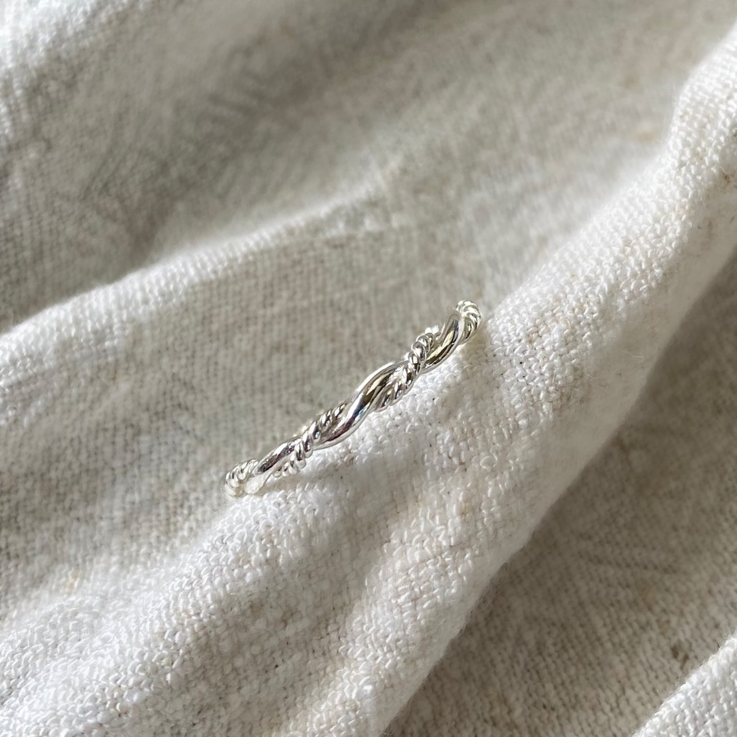 Intertwined Ring