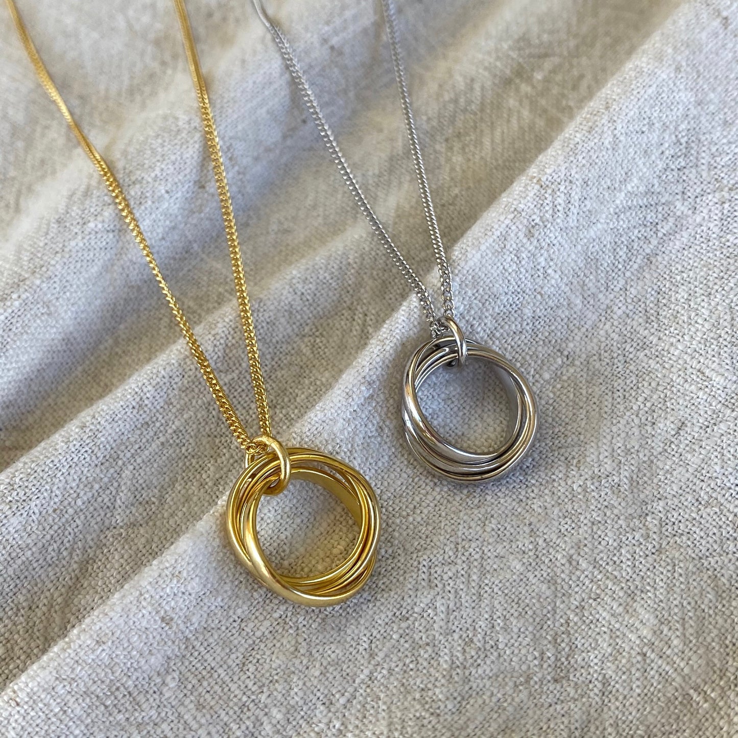 Interlocked Necklace